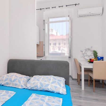 City Studio Market 5 - Rijeka Rent Ngoại thất bức ảnh